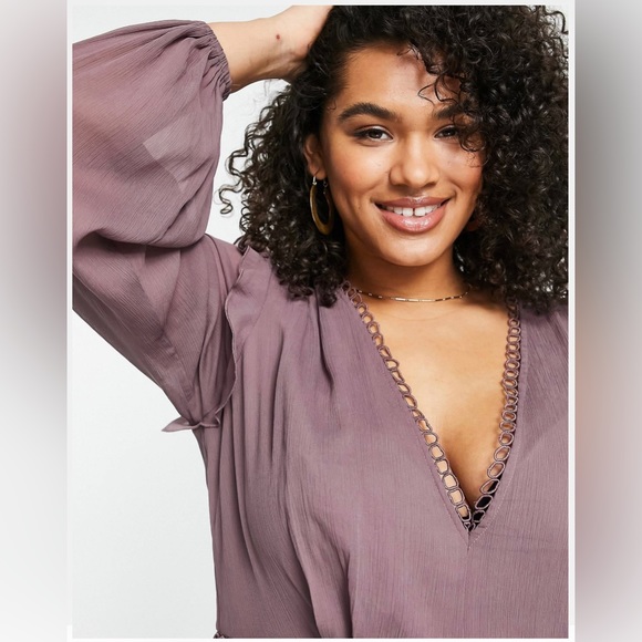 ASOS DESIGN Curve mini dress w/ long sleeve and circle trim in mauve US 18/UK 22 - Picture 2 of 9